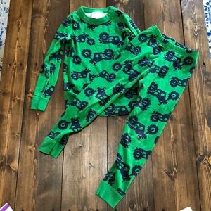 Hanna Andersson pj set size 100